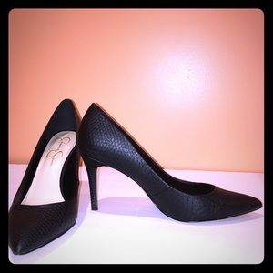 Ladies Pumps